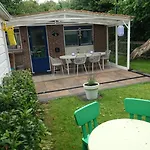 De Lavendeltuin Holiday home Sint Maartensvlotbrug