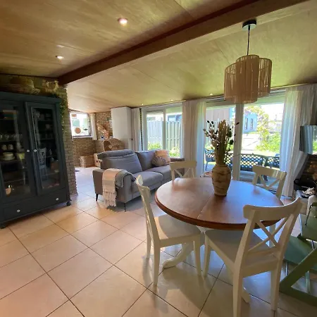 De Lavendeltuin Ferienhaus *