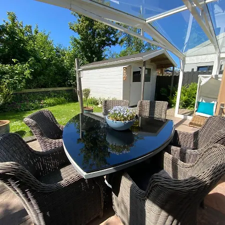 De Lavendeltuin Сasa de vacaciones Sint Maartensvlotbrug