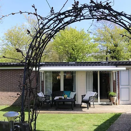 De Lavendeltuin Hébergement de vacances Sint Maartensvlotbrug